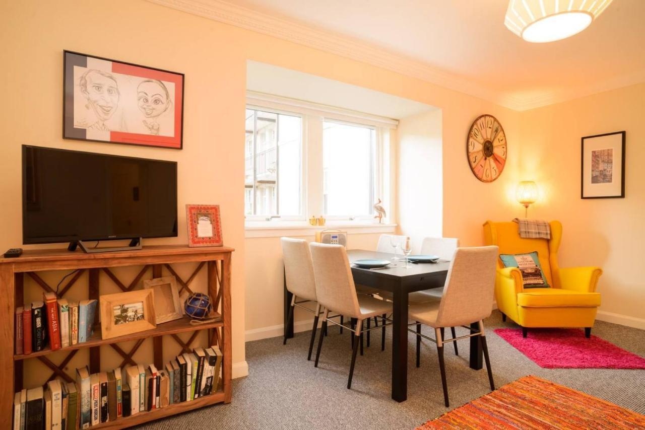 Altido Lovely Apartment For 4 With Free Parking Edinburg Exteriör bild